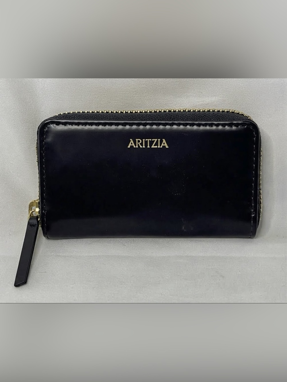 Aritzia Clientele Black Patent 100% Leather Zip Wallet Gold Embossed Logo
